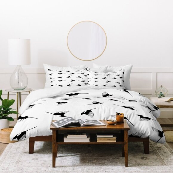 NEW Urban Outfitters Deny Designs Elisabeth Fredriksson Magpies Comforter Set Q - Picture 2 of 5
